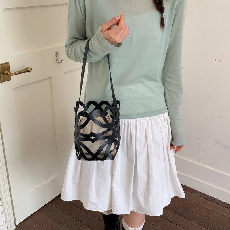 Summer New Hollow Out PU Woven - Women Bags Discount ulasan dan harga
